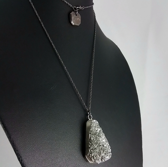 Uterque Charcoal Druzy Drusy Agate Crystal Pendant on Long Chain - Picture 1 of 7